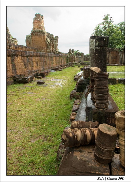 2006 - 07 - Temple angkor - Mebon oriental 11